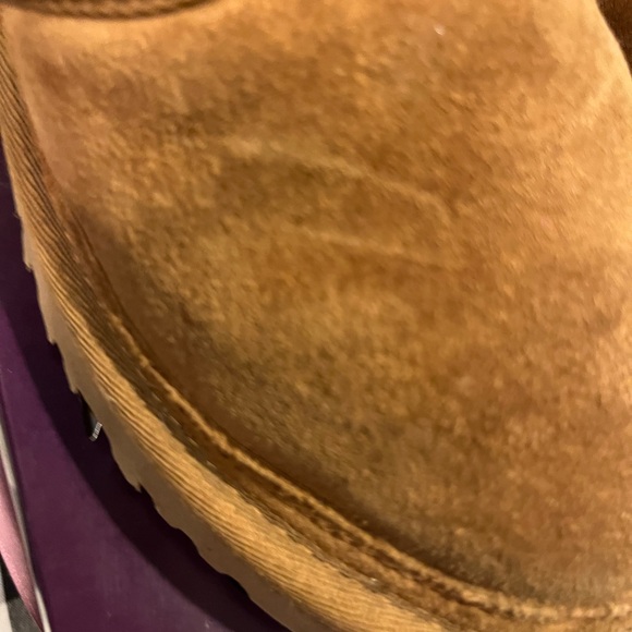 UGG Classic Tan Suede Boots - Picture 5 of 14
